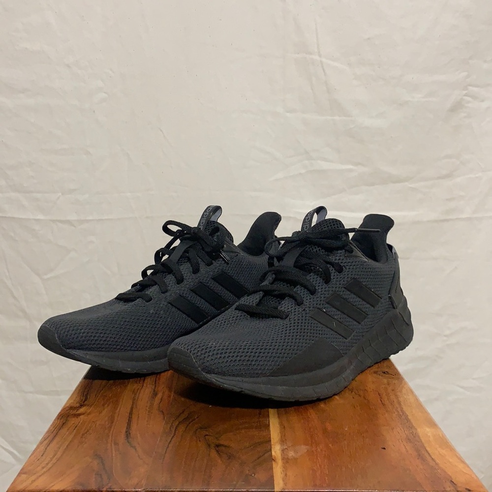 Adidas Questar Ride Sneakers